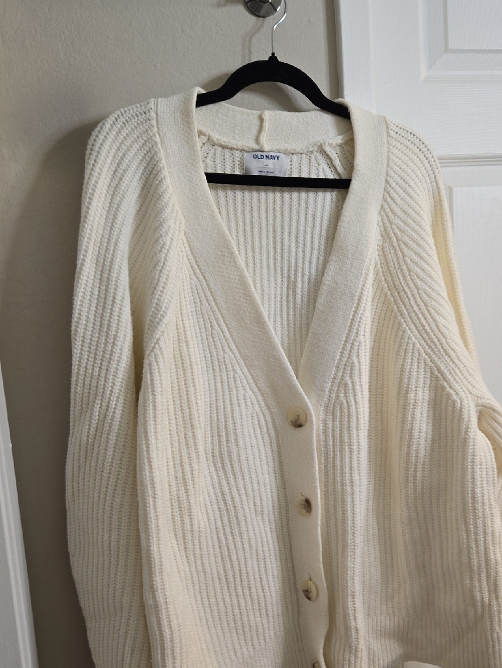 Old Navy Ivory Ribbed V-Neck Button Cardigan